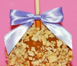 Cashew Caramel Apple