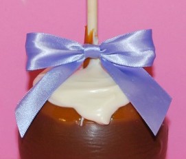 Sundae Caramel Apple